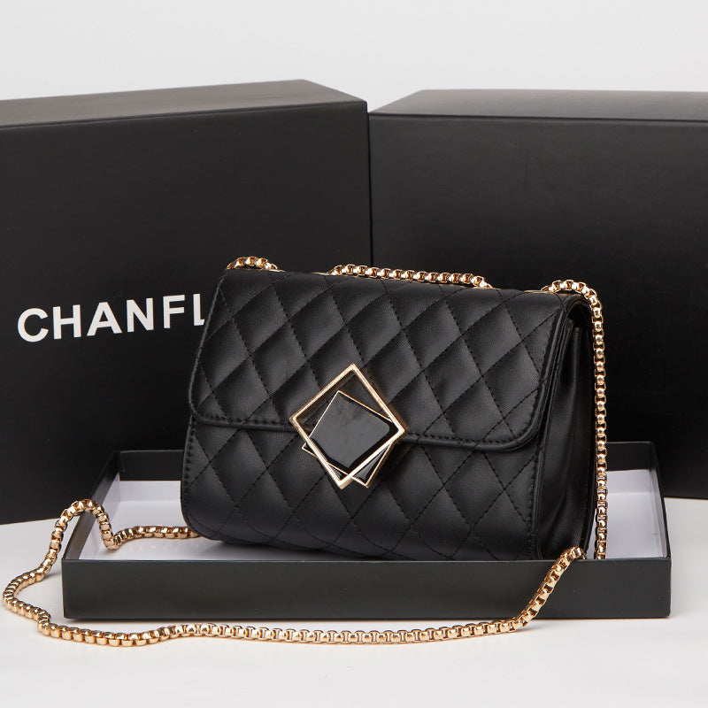 Borsa a Tracolla Trapuntata con Catena - Mini Bag Elegante Donna