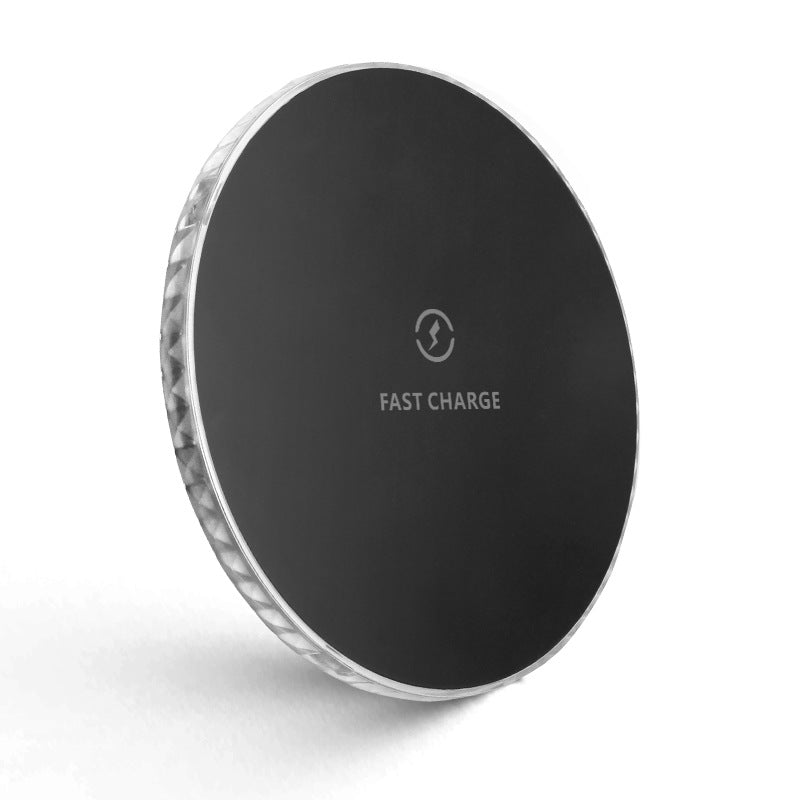 Caricatore Wireless 10W Universale - Ricarica Rapida per iPhone e Android