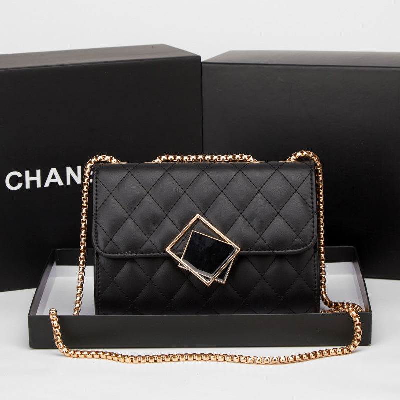 Borsa a Tracolla Trapuntata con Catena - Mini Bag Elegante Donna